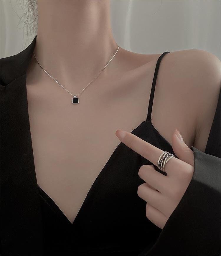 Dainty S925 Sterling Silver Enamel Square Pendant Box Chain Necklace