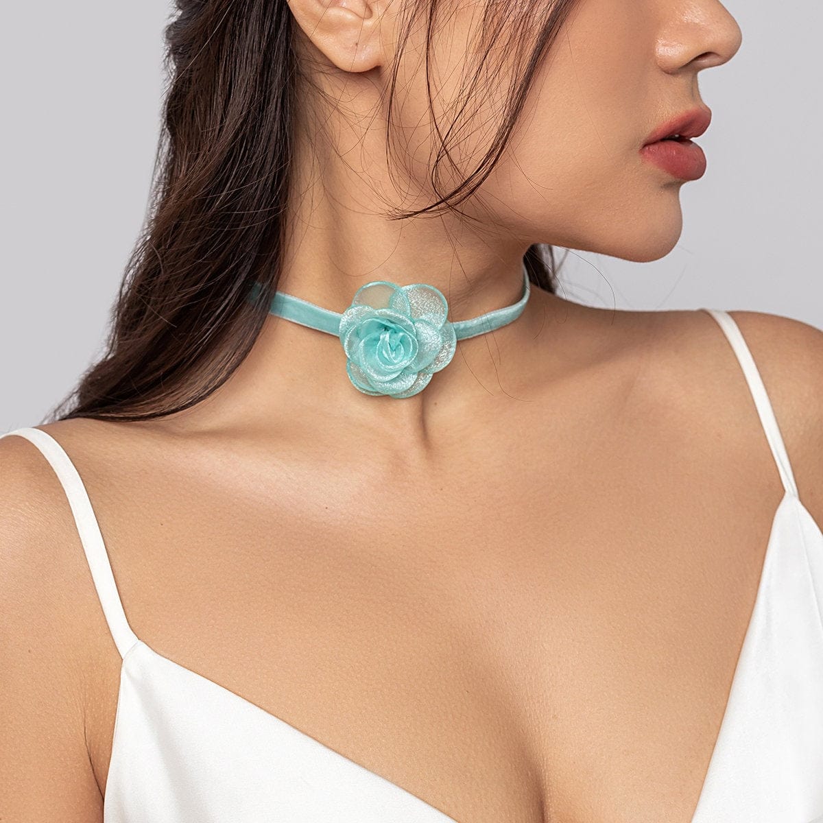Elegant Grenadine Flower Velvet Collar Choker Necklace